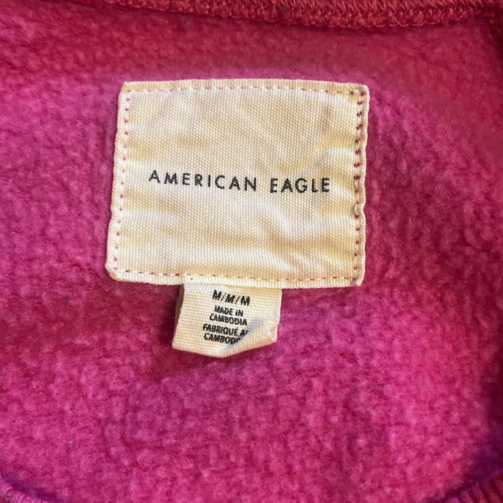 American eagle women’s crewneck!! - Picture 2 of 3